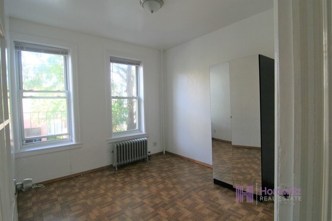 Building Photo - 30-84-84 37th St
