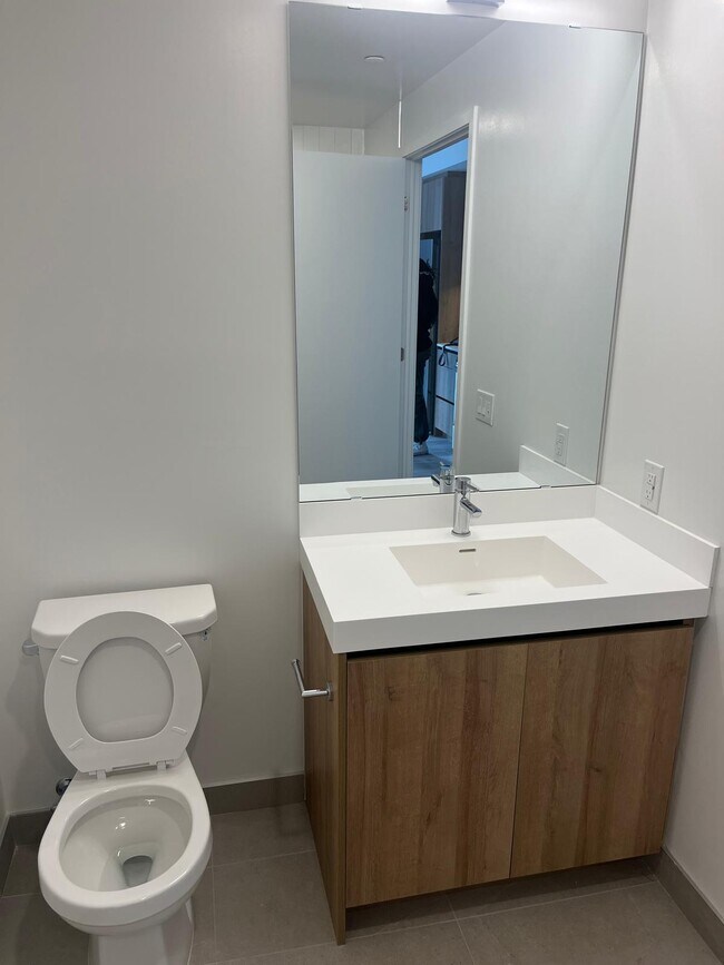 Photo du bâtiment - 20 All Nations Dr