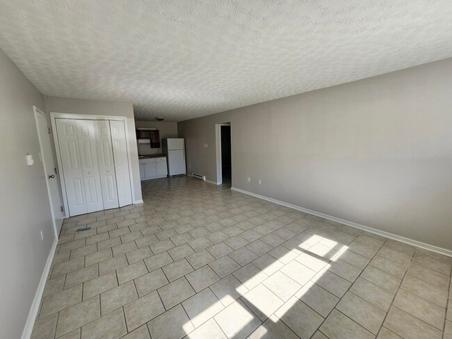 Building Photo - 2 Arena Ln