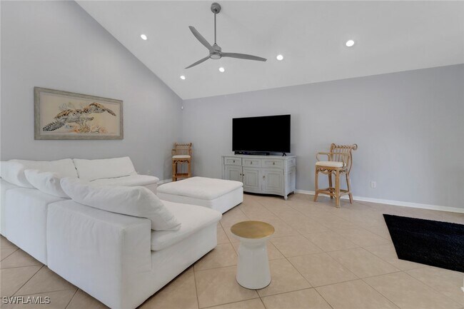 Foto del edificio - 1145 Jardin Dr
