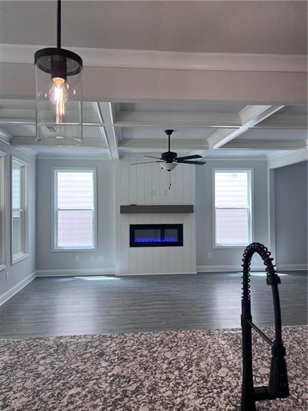 Building Photo - 1913 Westfall Lndg