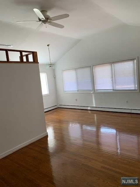 Building Photo - 2455 3rd St