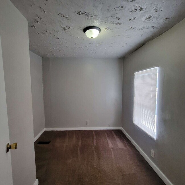 Foto del edificio - Martindale-Brightwood 3BR/2BA House!