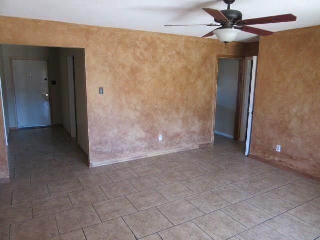 Building Photo - 5333 Benbrook St