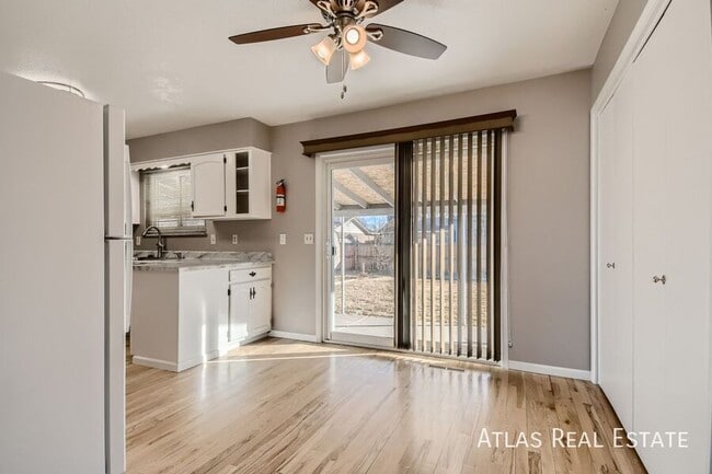 Foto del edificio - 886 S 11th Ave