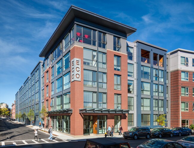 Building Photo - E3 Apartments