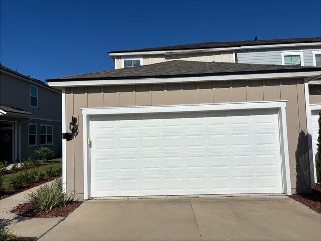 Foto del edificio - 51 Redbud Rd