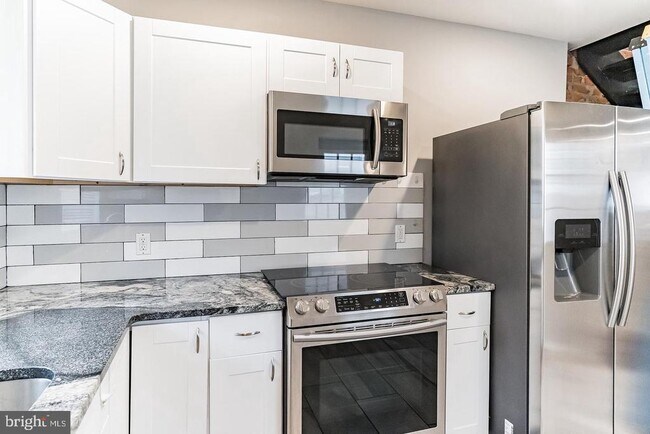 Foto del edificio - 2124 Sears St