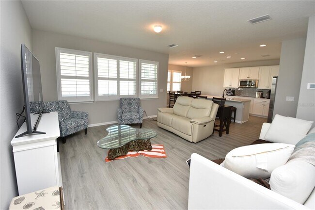 Building Photo - 37 Los Lagos Blvd