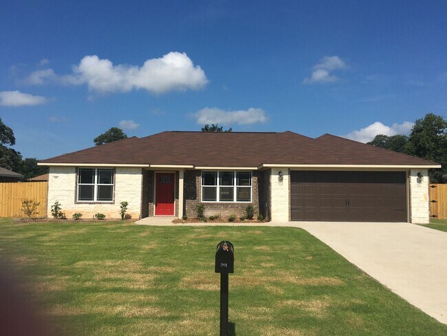 Foto del edificio - COMING November 2025- Single Family Home- ...