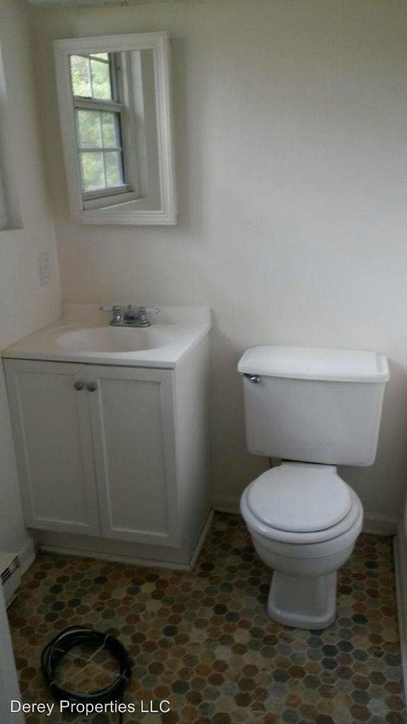 Building Photo - 6700 Shingle Ridge Rd SW