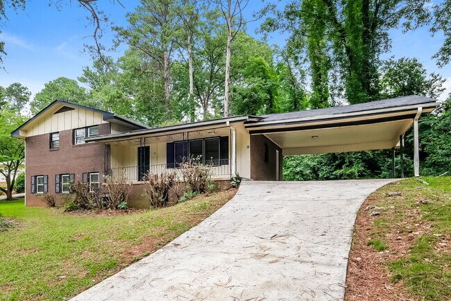 Building Photo - 2842 Zane Grey Dr SE
