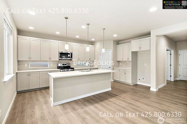 Foto del edificio - 16217 8th Ave E