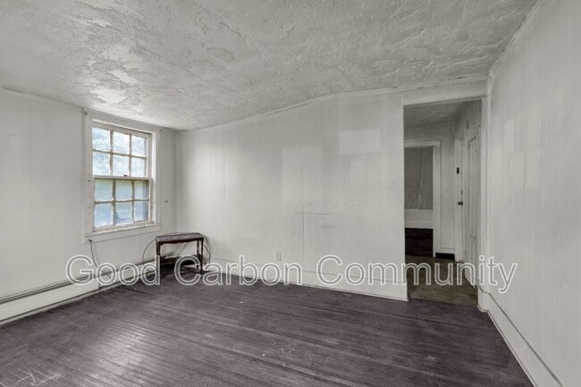 Foto del edificio - 111 Cottage St