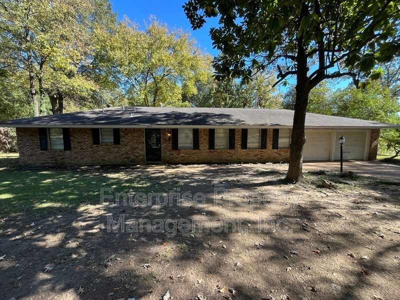 Foto principal - 4450 Tena Dr