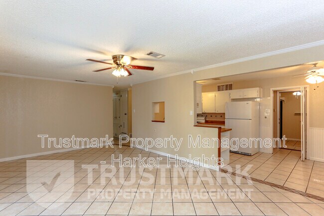 Foto del edificio - 417 Cottonwood Dr