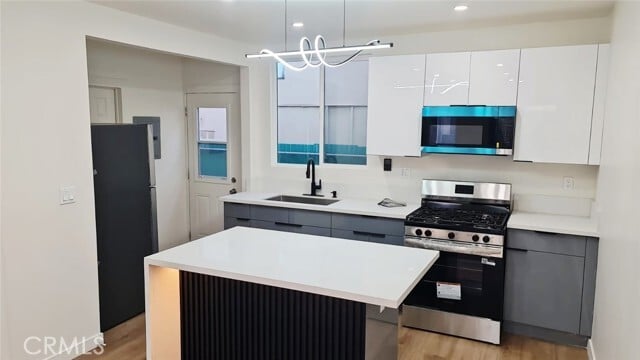 Foto del edificio - 3020 1/2-3022 W 12th St