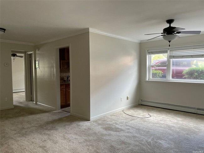 Building Photo - 400 N Corona Ave