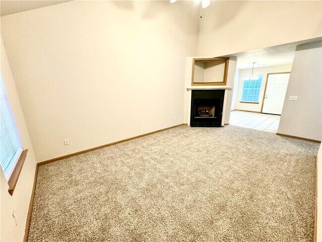 Foto del edificio - 2203 E Cinnamon Way