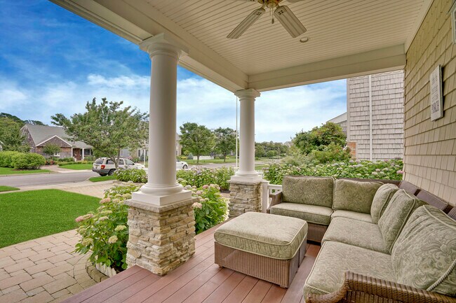 Foto del edificio - 108 Neptune Pl