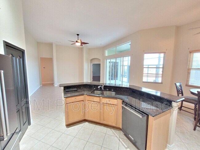 Building Photo - 4070 Beacon Ridge Way