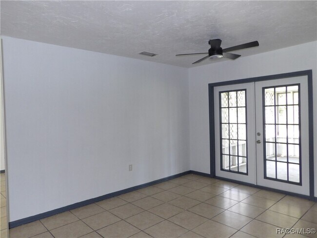 Foto del edificio - 3810 S Kindness Terrace