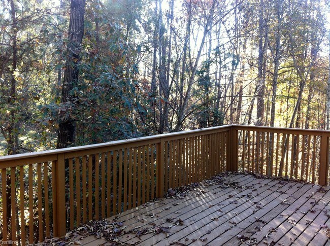 Building Photo - 8467 Hightower Trl