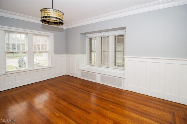 Foto del edificio - 11015 Wade Park Ave