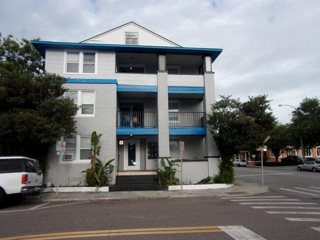 Front exterior - 114 7th St N