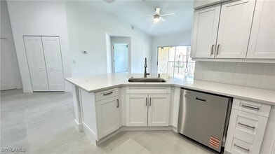 Building Photo - 8275 Ibis Club Dr