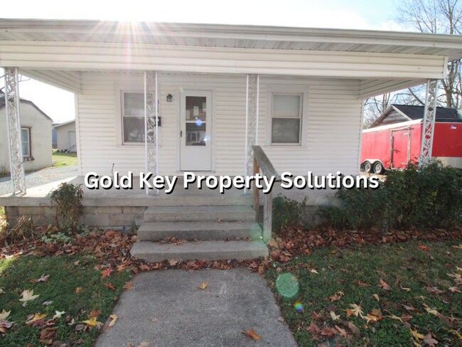 Building Photo - 3 BR 1 BA House with Garage and Basement (...