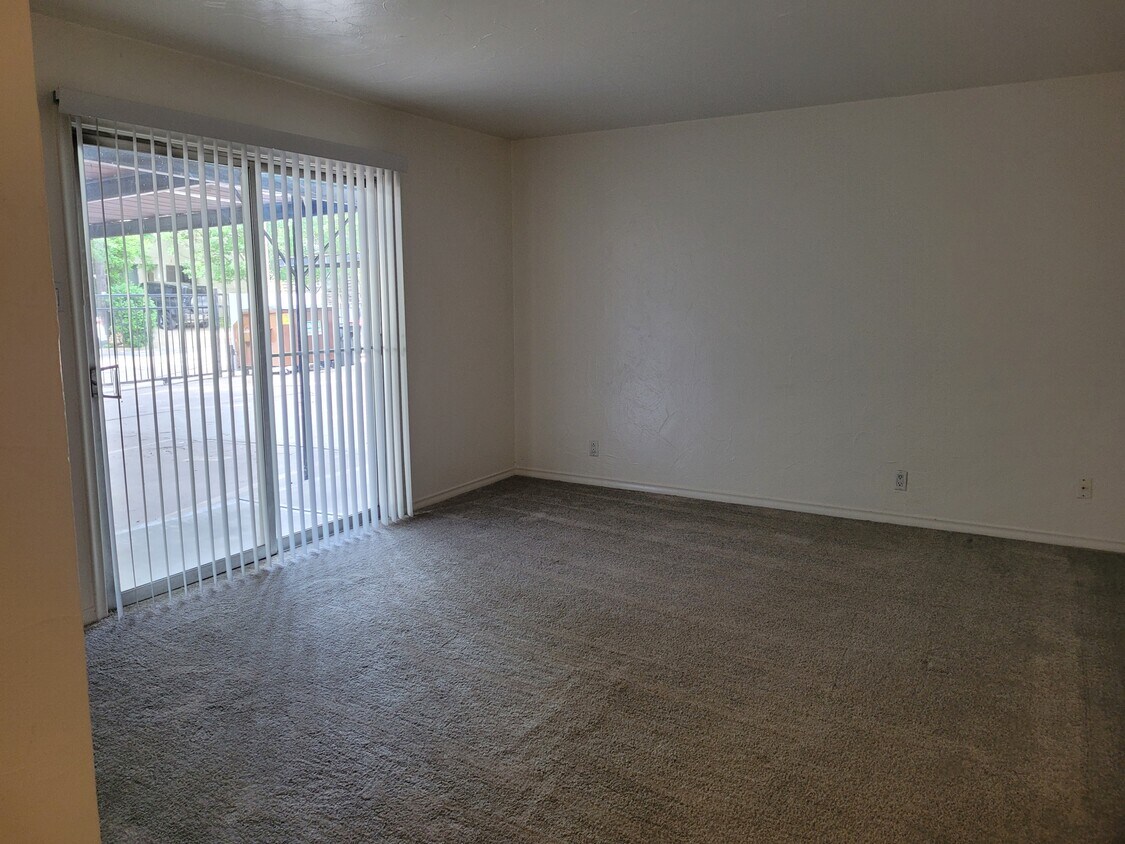 Primary Photo - 4405 McKinney Ave