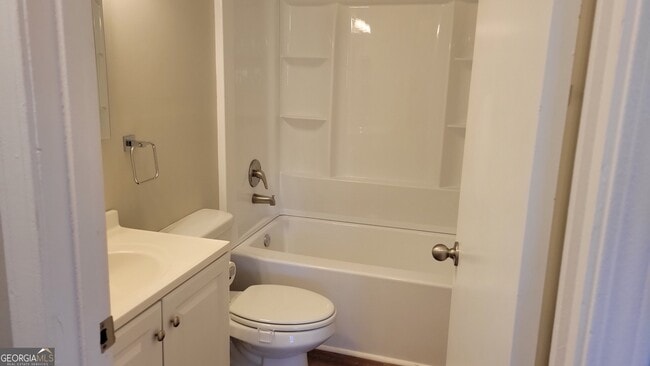 Building Photo - 130 Bowman Rd