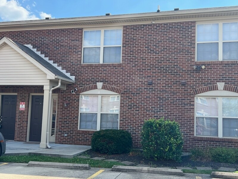 Primary Photo - 819 Prospect Ln