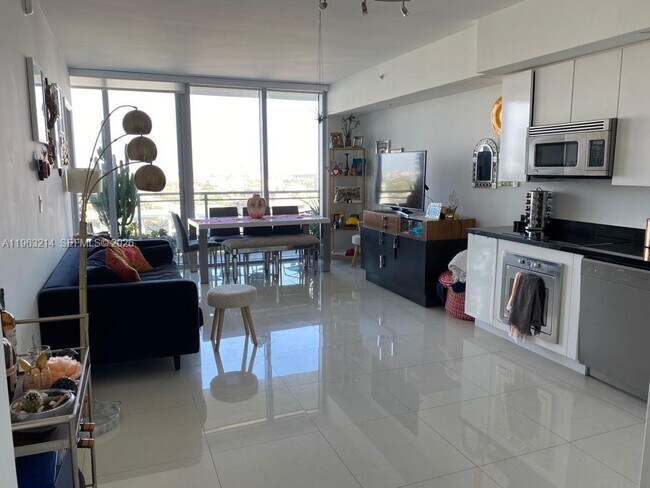 Foto del edificio - 92 SW 3rd St