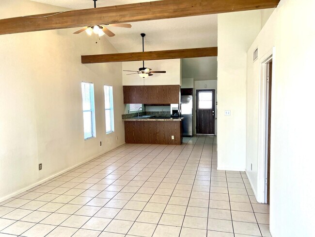 Foto del edificio - 941 W Enid Cir