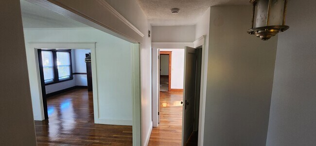 Foto del edificio - 14 Hurlcroft Ave
