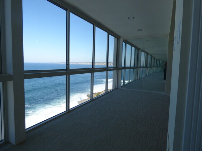 Foto del edificio - 939 Coast