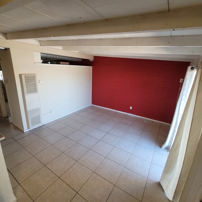 Sala de estar - 1311 North 48th Place