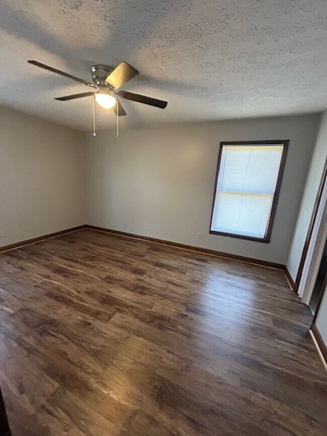 Foto del edificio - 3 Bedroom, 2 Bath Home