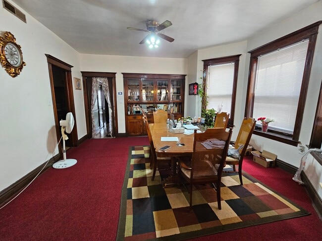 Dining Room - 3405 S Leavitt St