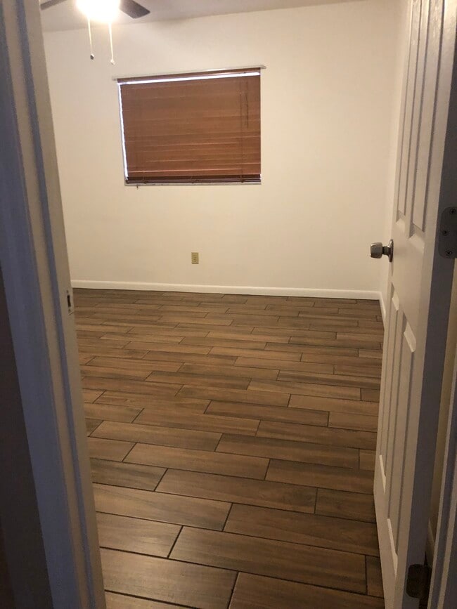 Building Photo - 4 Whitner St