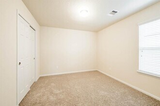 Building Photo - 4211 Fair Country Ln