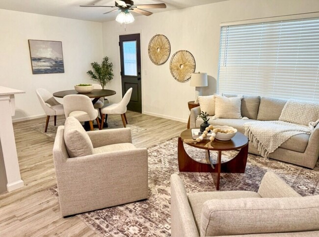 Building Photo - Reserve on 29th Townhomes