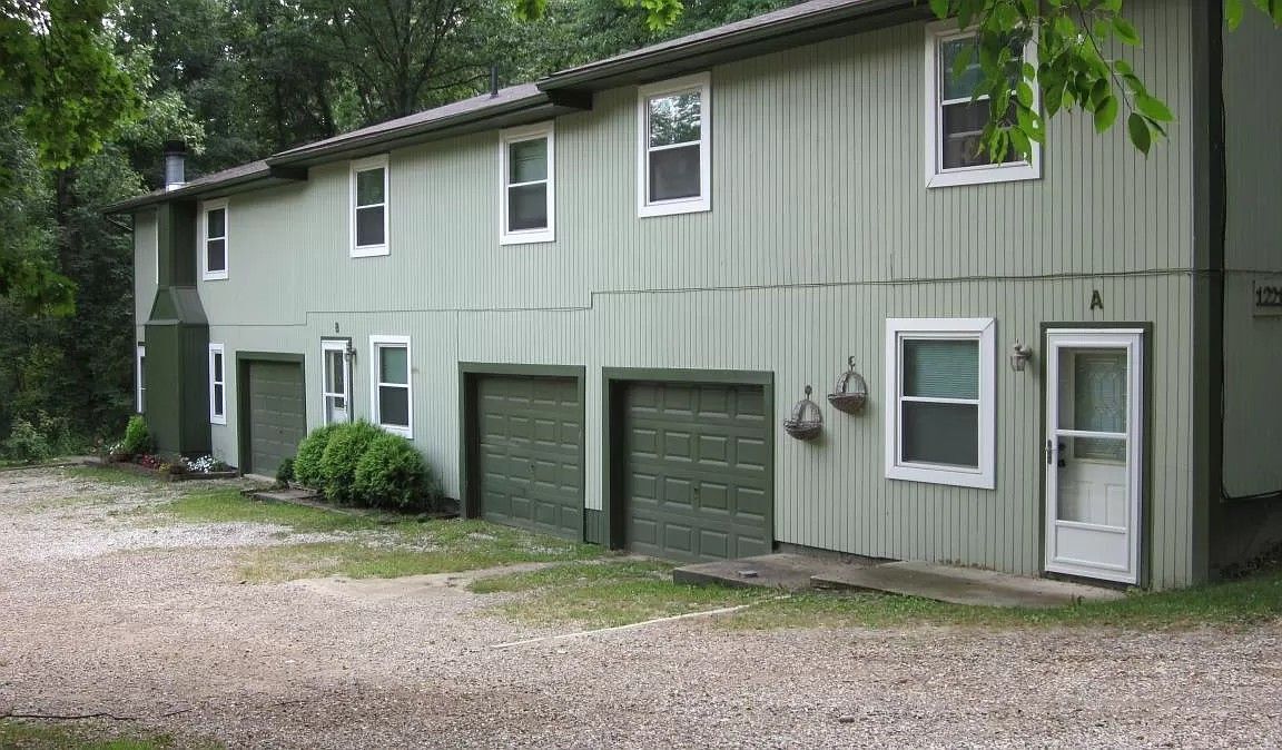 Foto principal - 1221 E Nimisila Rd