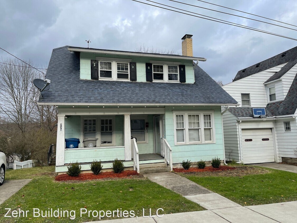 3 br, 1 bath House 831 Irvin Ave House Rental in Meadville, PA