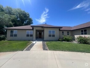 Building Photo - 10443 W Deep Canyon Dr