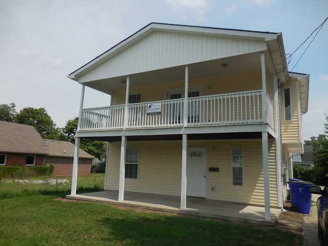 Building Photo - 159 American Ave
