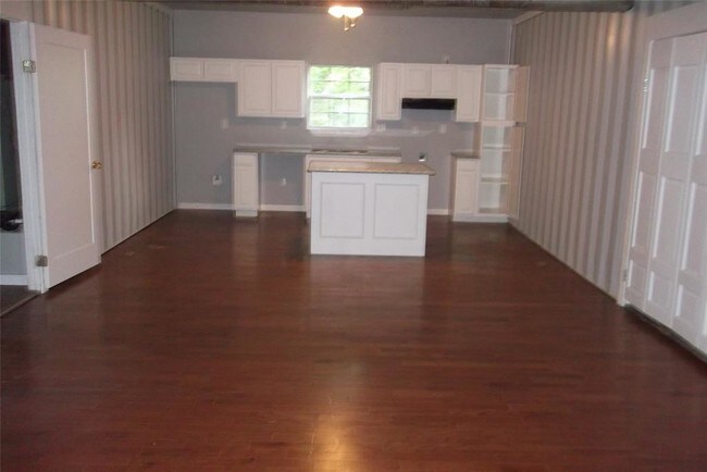 Foto del edificio - 3802 Lehall St