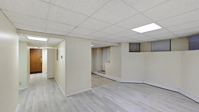 Foto del edificio - 15 Glenville Ave